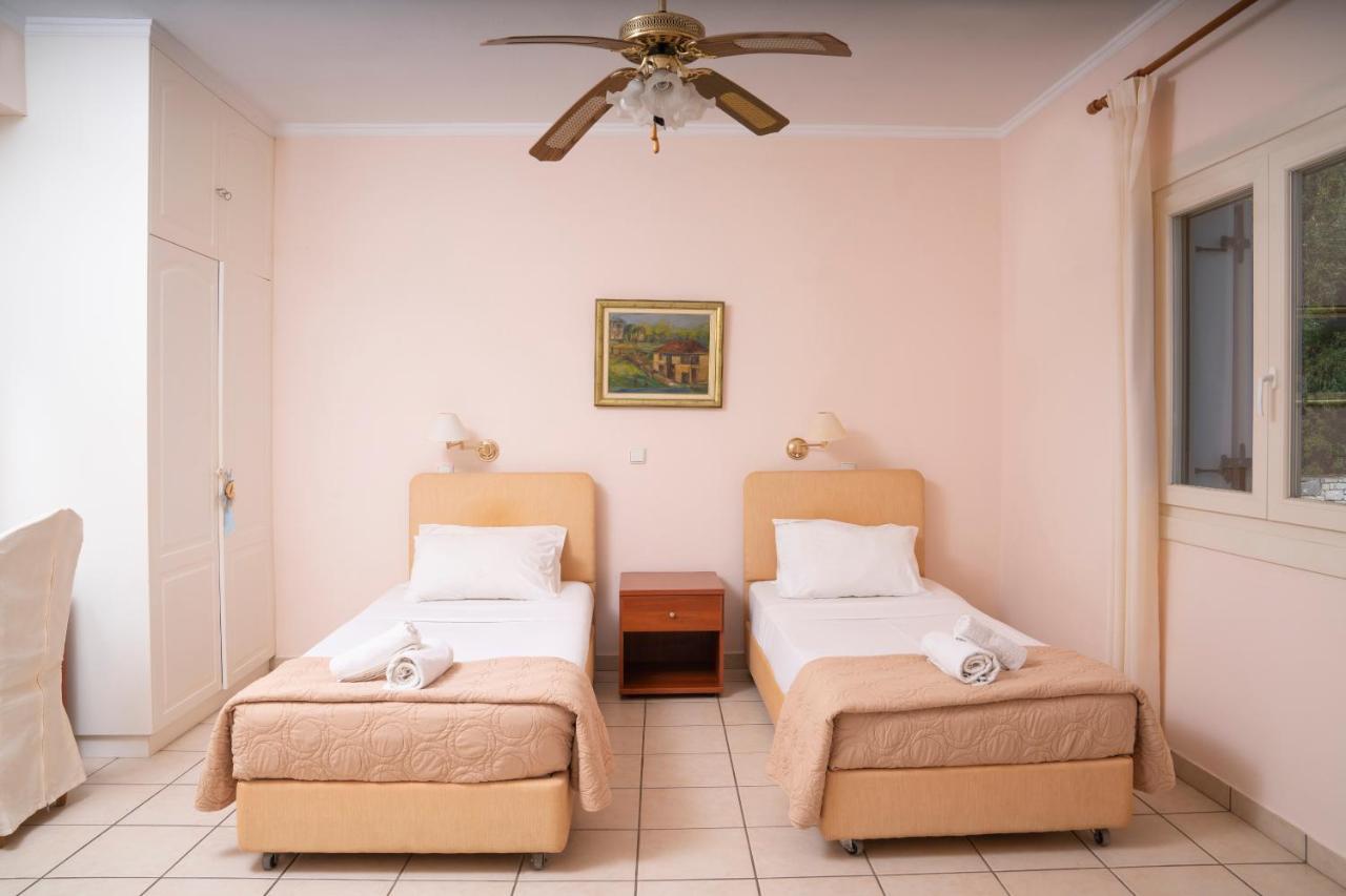 Bellina Villa Agnitsini ภายนอก รูปภาพ